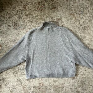 Old Navy Light Gray Turtleneck Sweater